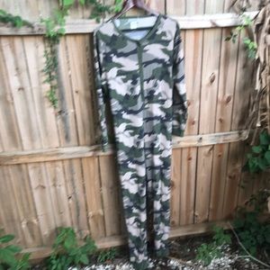 fruit of the loom onesie